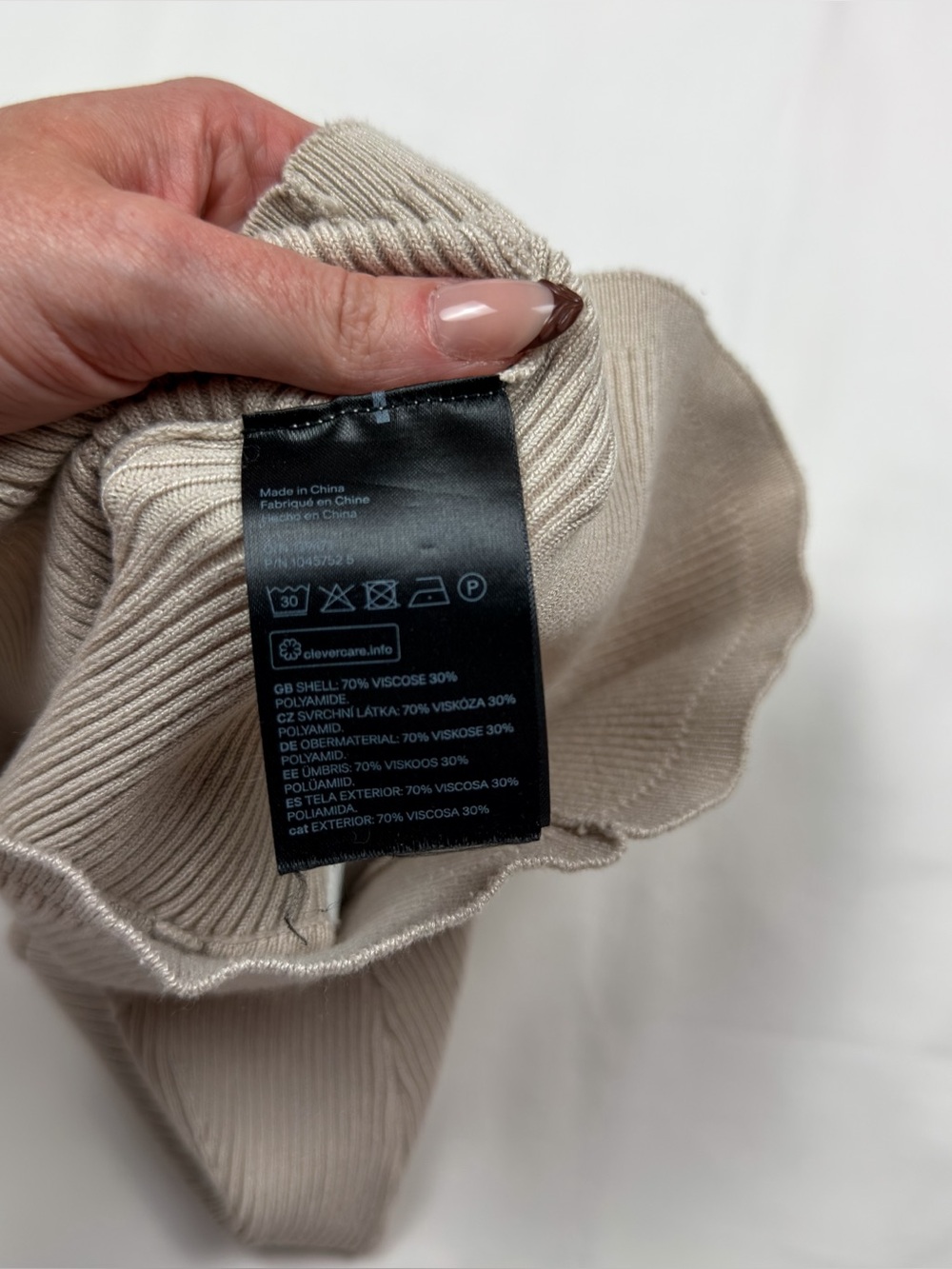 H&M Ribbed Tank Top - Picture 6 of 6